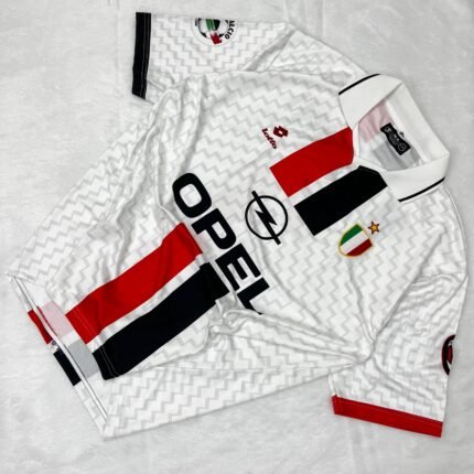 AC MILAN 1996-97 AWAY — MALDINI